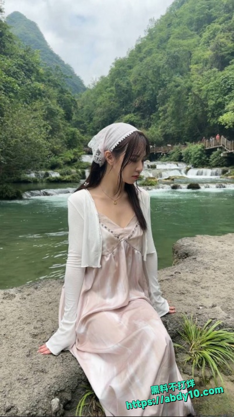 抖音高颜值反差网红Lin下海啪啪流出 7