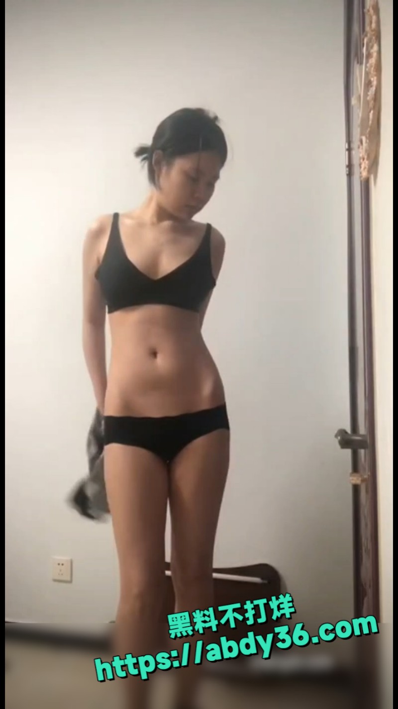 上海外国语大学女大学生 6
