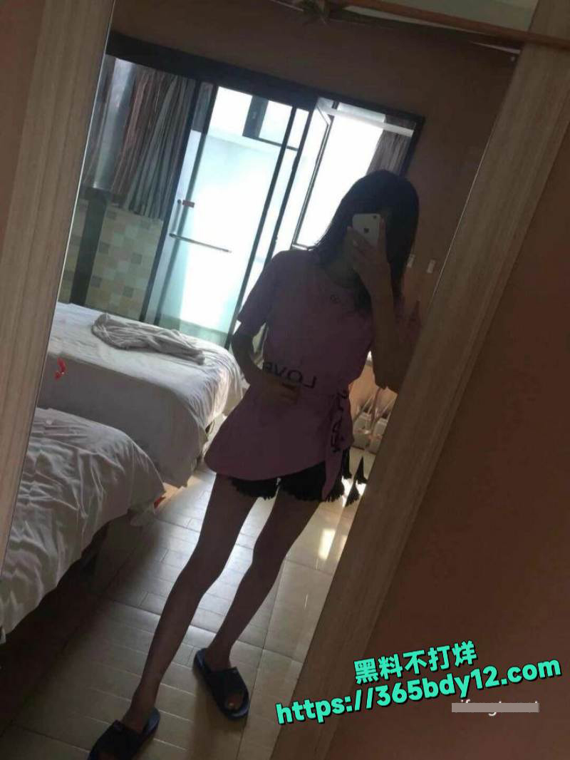 广西百色乖乖女陈小莹分手性爱视频泄露