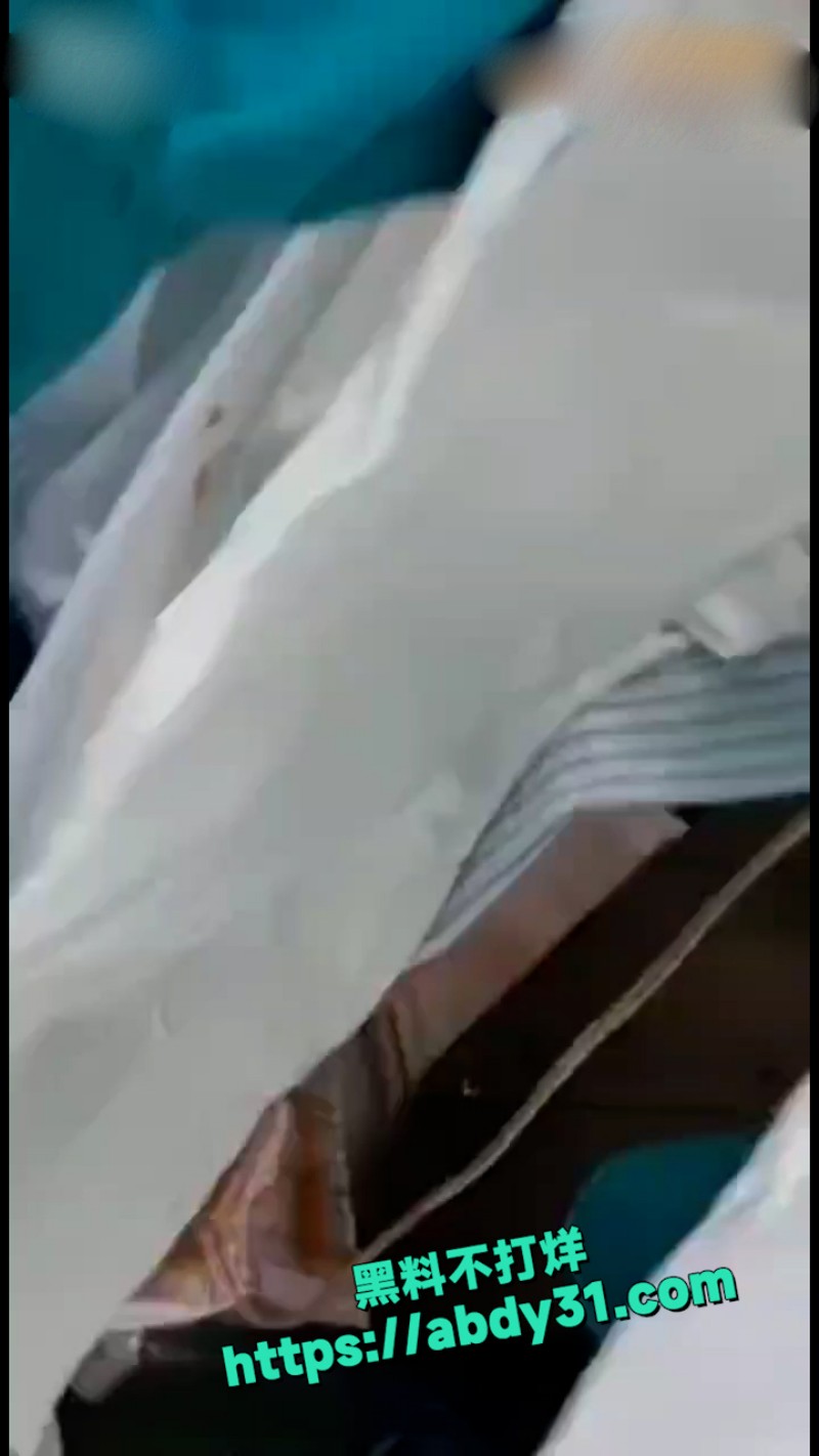 男的对自己能这么狠啊 3