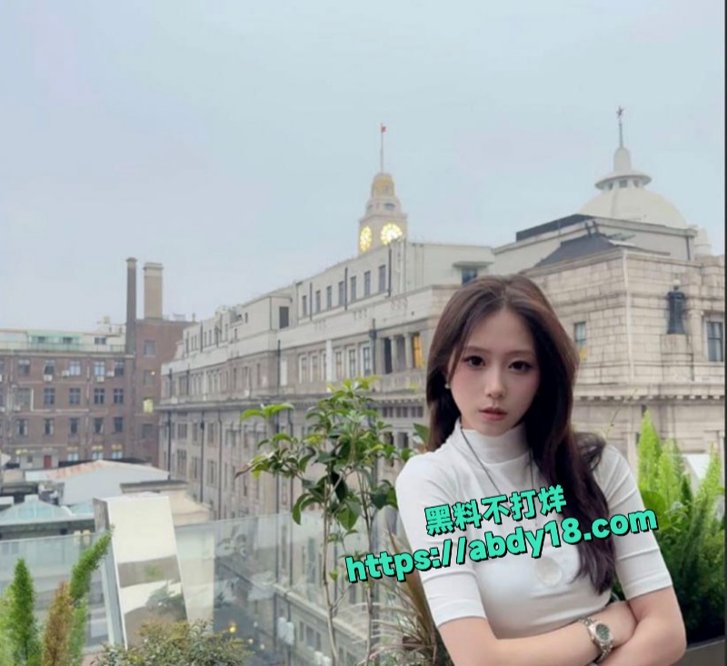 武汉大学李娜不雅视频 3