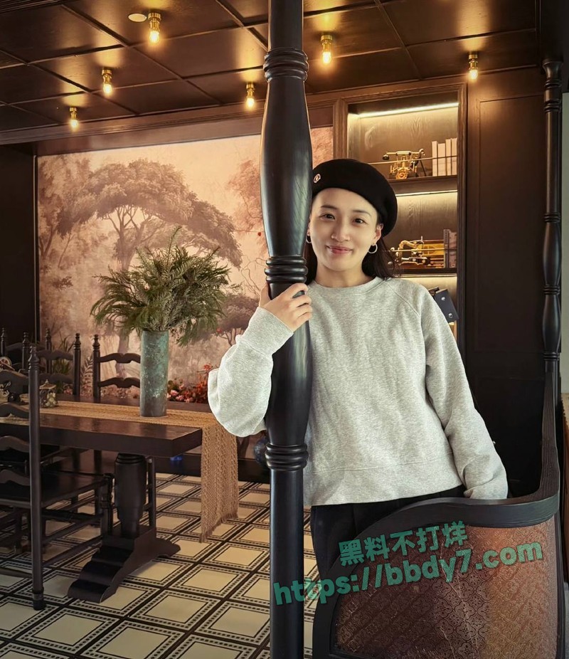 江苏盐城女警范涵09