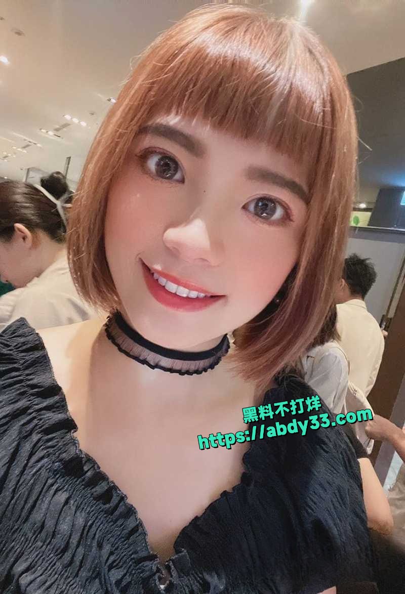 大眼萌妹与男友性爱自拍1
