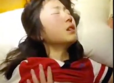 【网曝门事件】河南实验高中眼镜学妹大尺度性爱私拍流出 穿着红色校服激烈啪啪