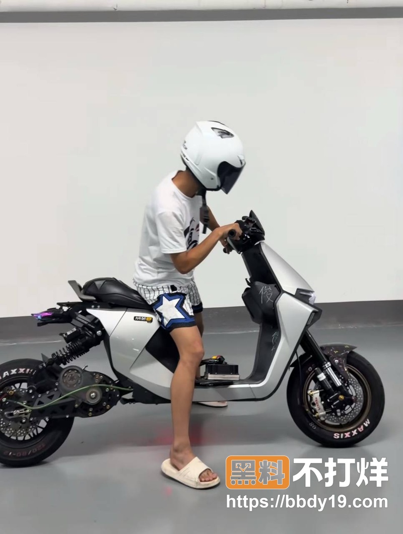 横栏三沙梁某俊35