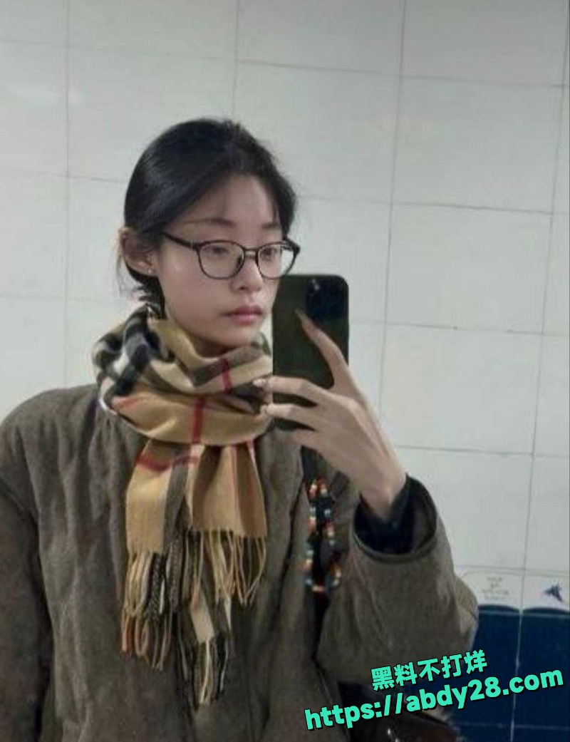 长春师范大学魏雯丽自慰视频1