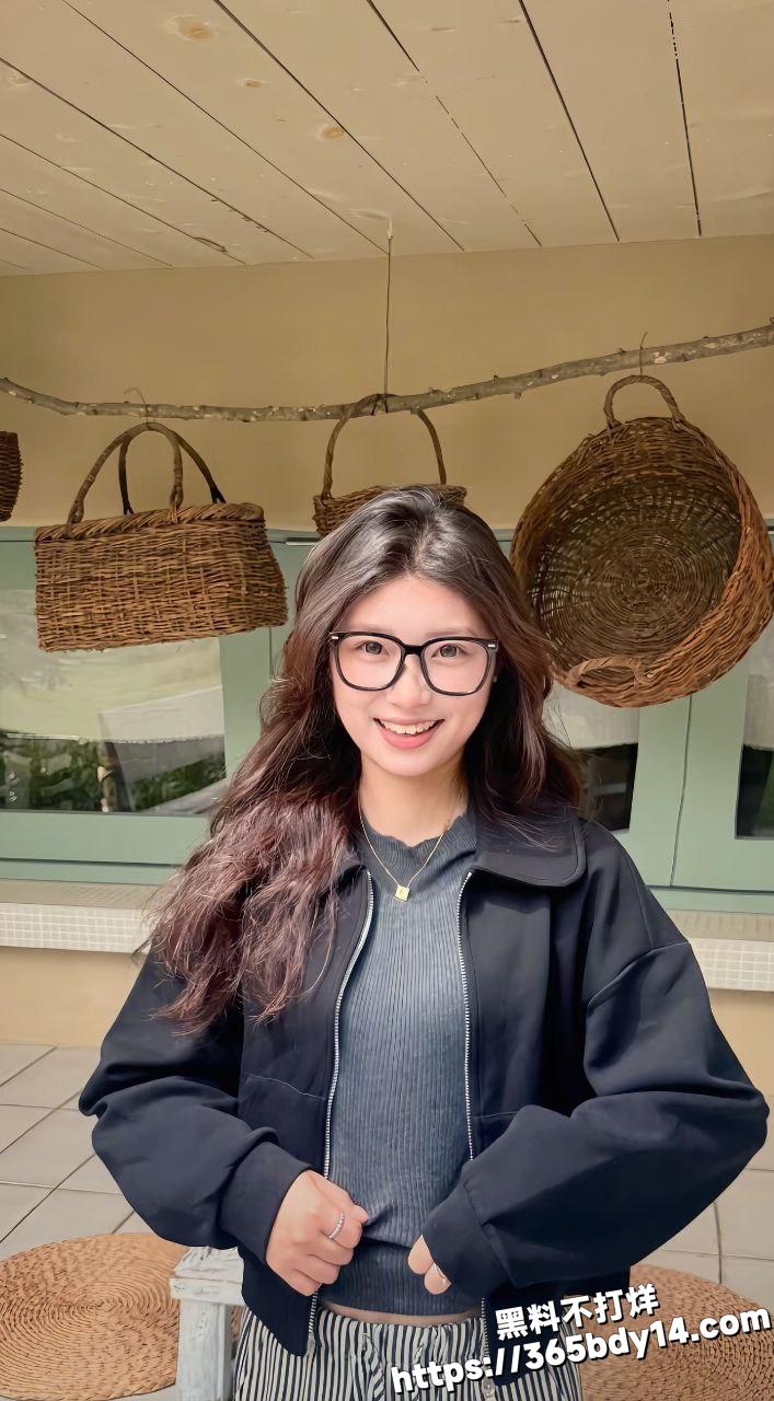 李鑫伊2