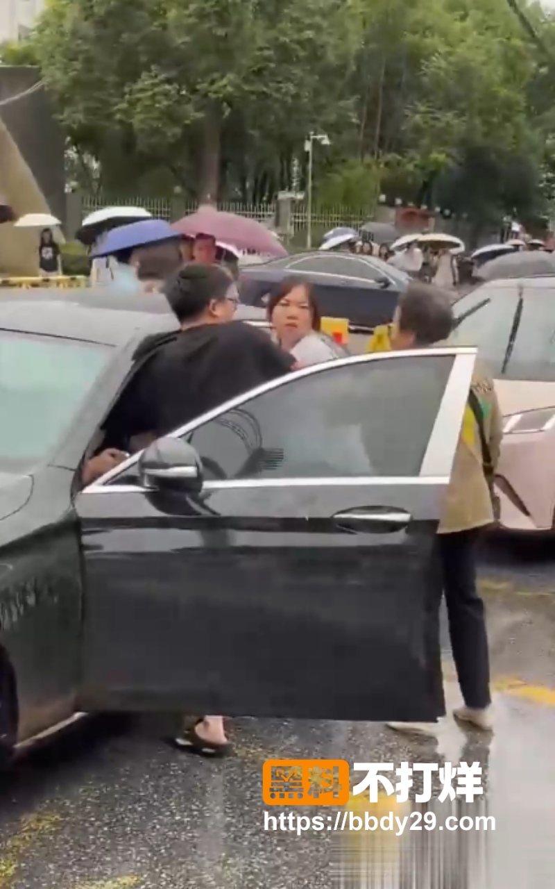 陕西理工大学女辅导员当小三被抓奸6