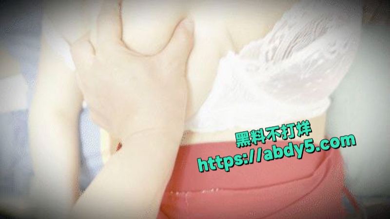 无套爆草巨乳老姐 4