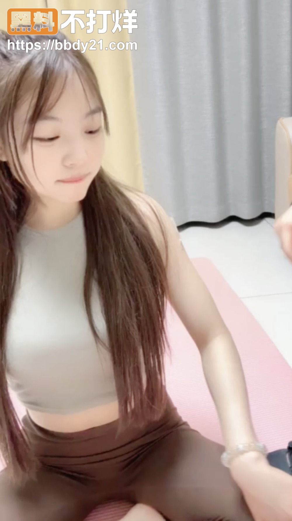 蜜桃臀女神骚屁屁6
