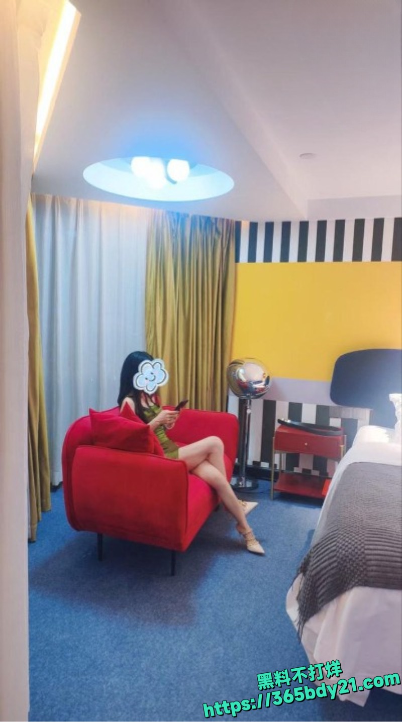 姐姐长腿足交淫乱视频2