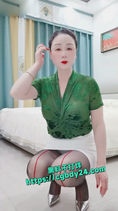 手气质没美熟妇快乐鸟金主定制泄密流出4