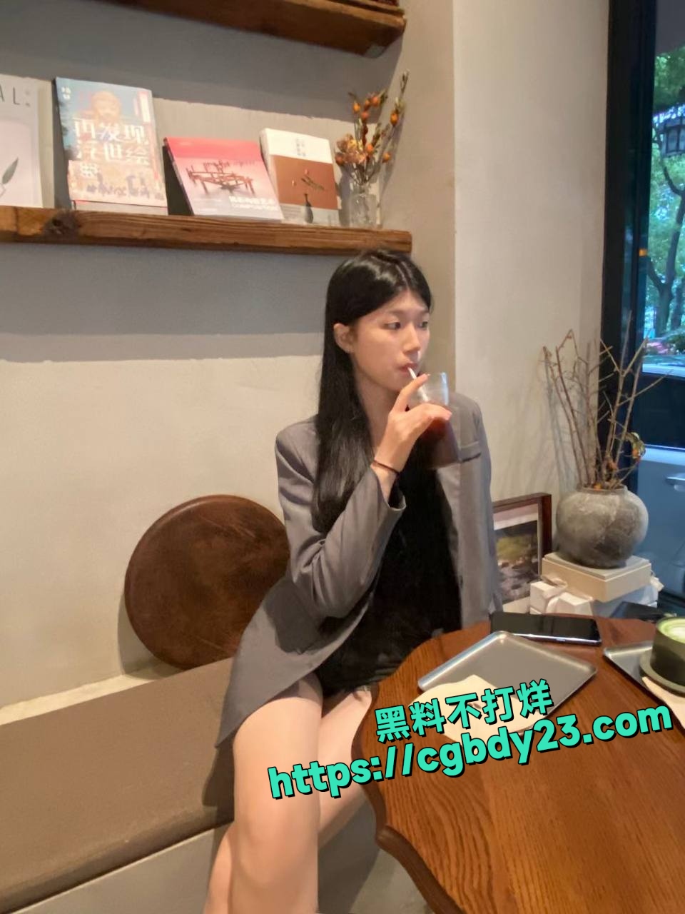广西桂林伍凌慧前期男友做爱流出6