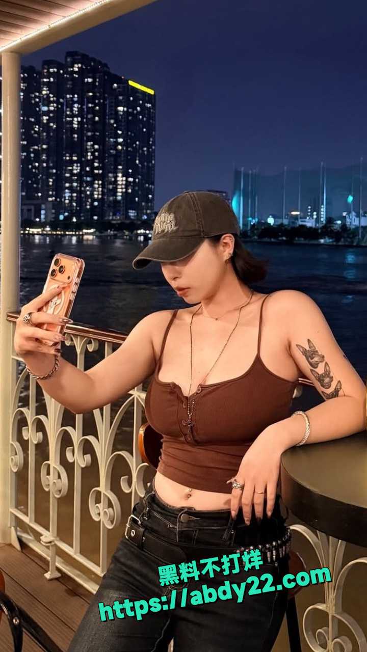 超漂亮巨乳短发小网美 8