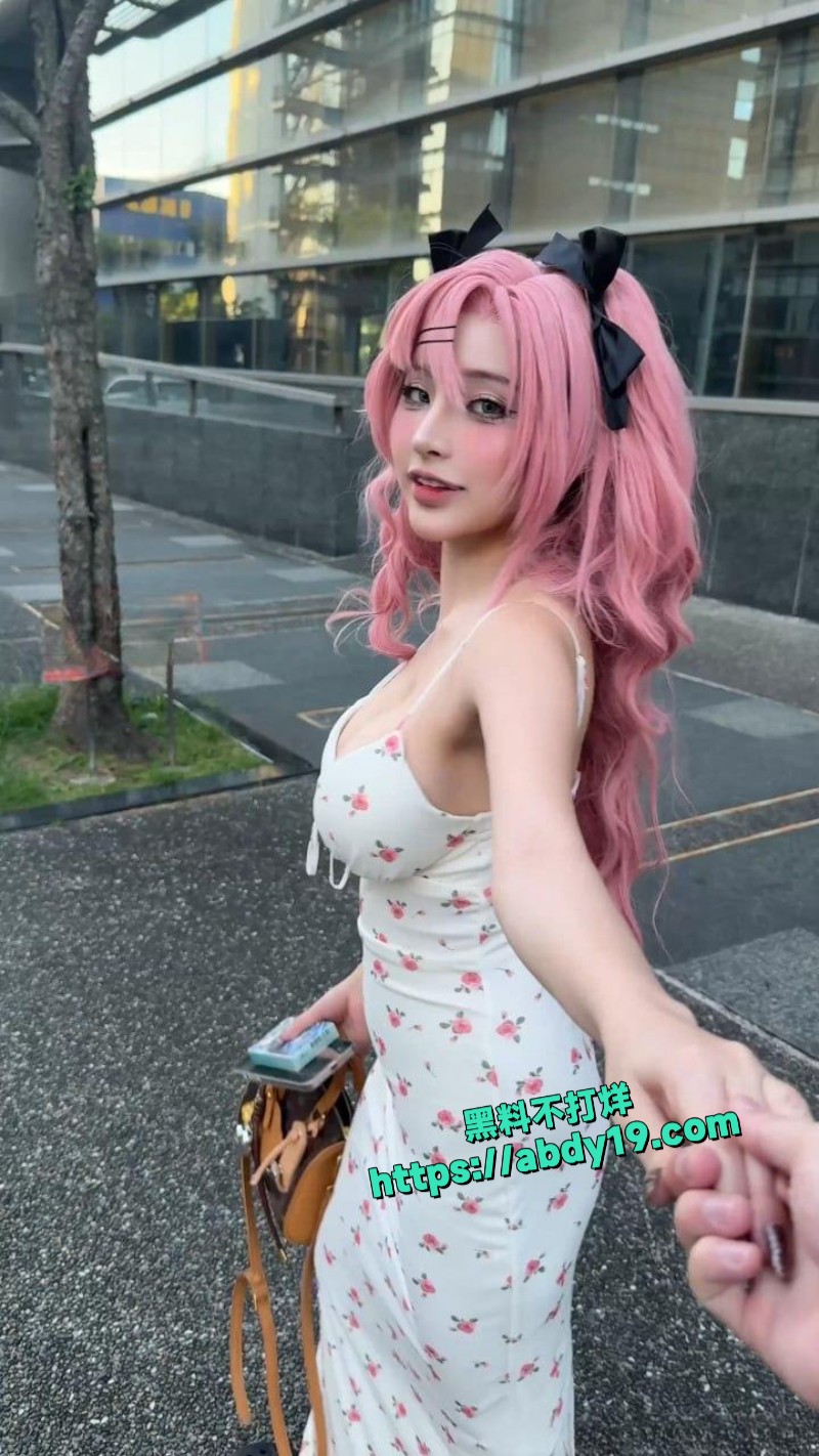 yuuMeiilyn绝区零妮可cos1
