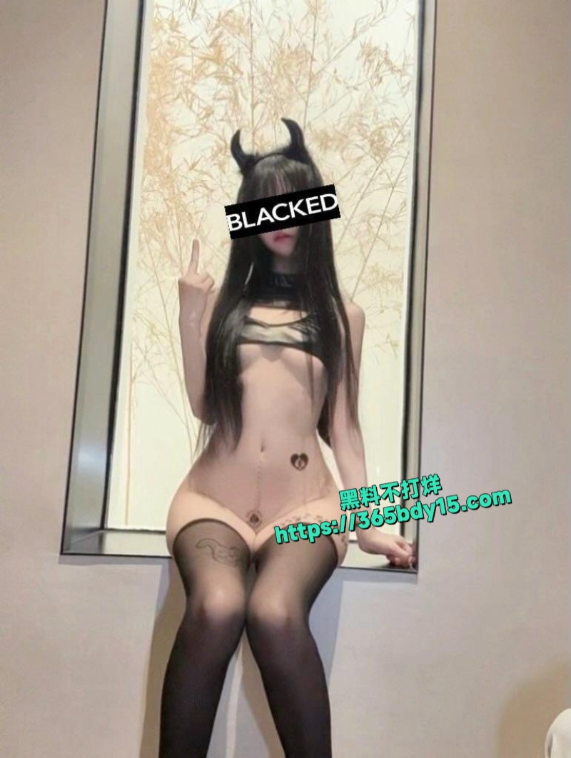 网红小月喵cos21