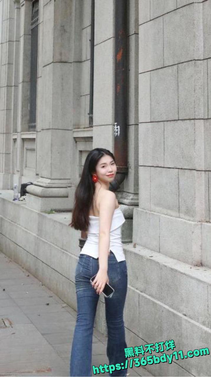 推特调教多位高颜值小姐姐全过程曝光35.
