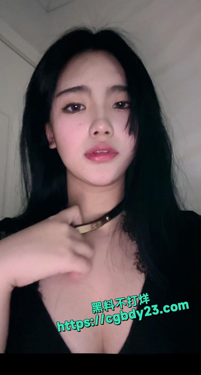 反差感极强的妹子颜值在线身材高挑反差裸舞4