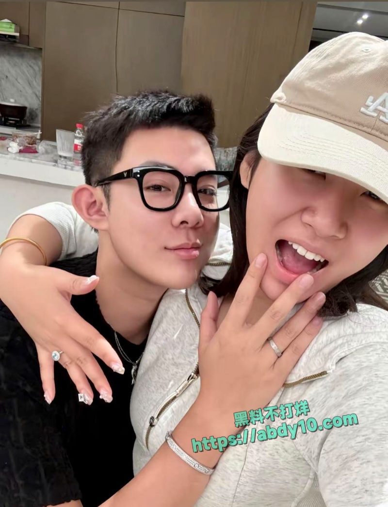 抖音网红胡宾果聚众淫乱被抓 12