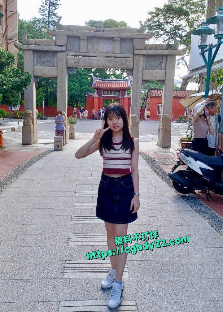台南大学女大学生杨怡君,被男友调教性爱视图流出4