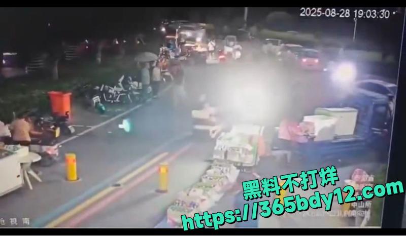安徽省阜阳市颍上县摊位纠纷致砍人事件6.