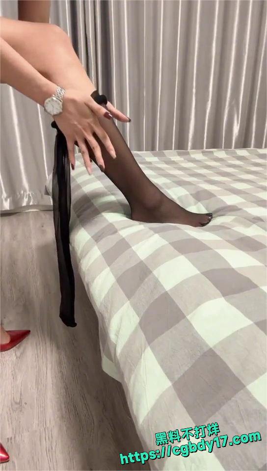 茅台酒专卖店老板娘5
