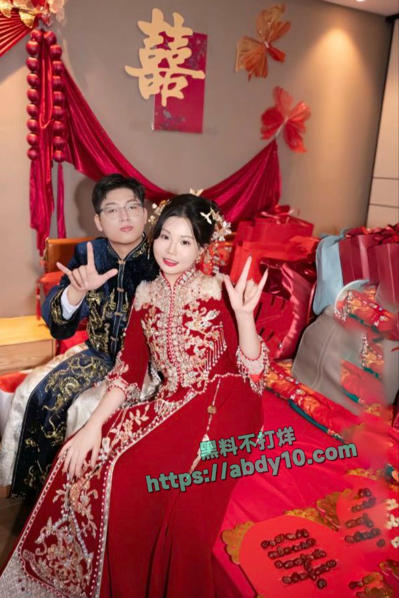 邓金宇下海八年洗净铅华上岸结婚 9