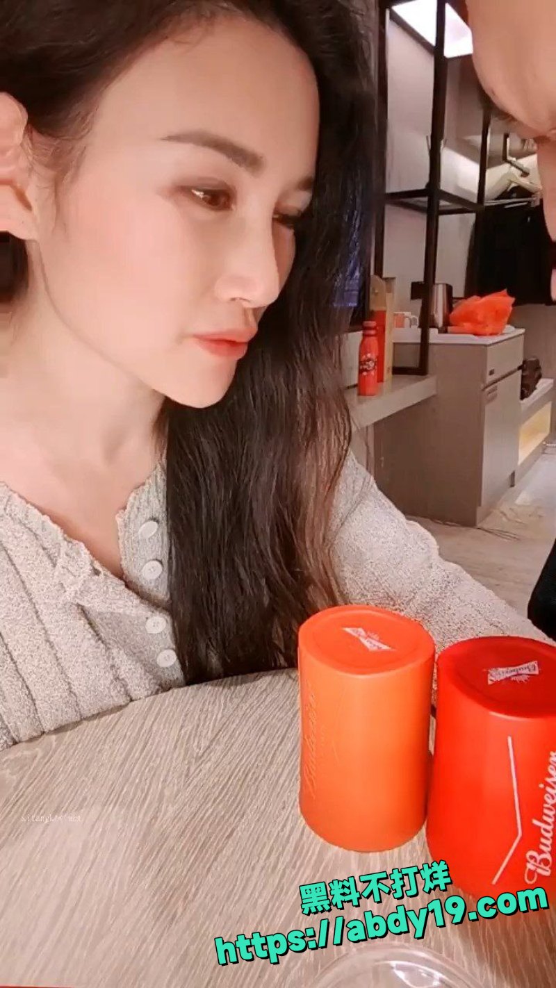 姐夫和小姨子禁忌性爱视频2