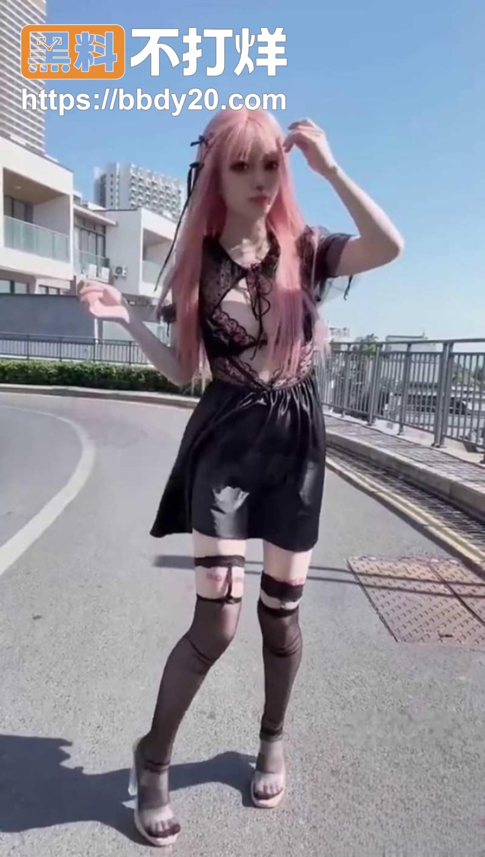 抖音网红莉莉子Ririko定制福利视频重磅来袭 兄弟们快冲啊7