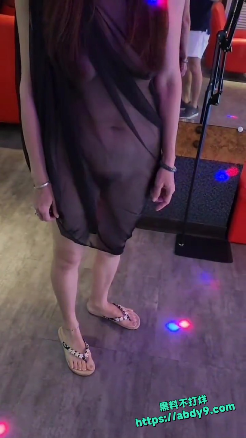 sexygirl薄纱乳晕毕露视频 3