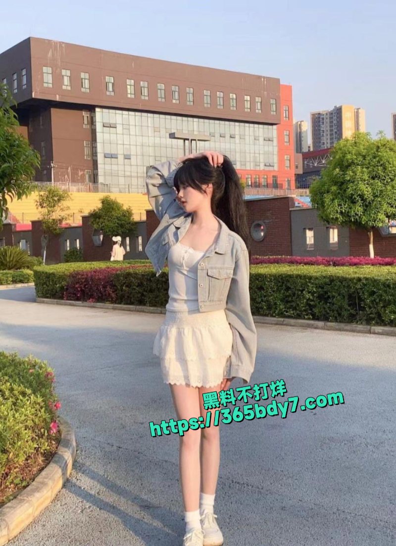 贵州极品颜值大学生沦为富二代胯下的母狗被各种调教无套爆操内射2