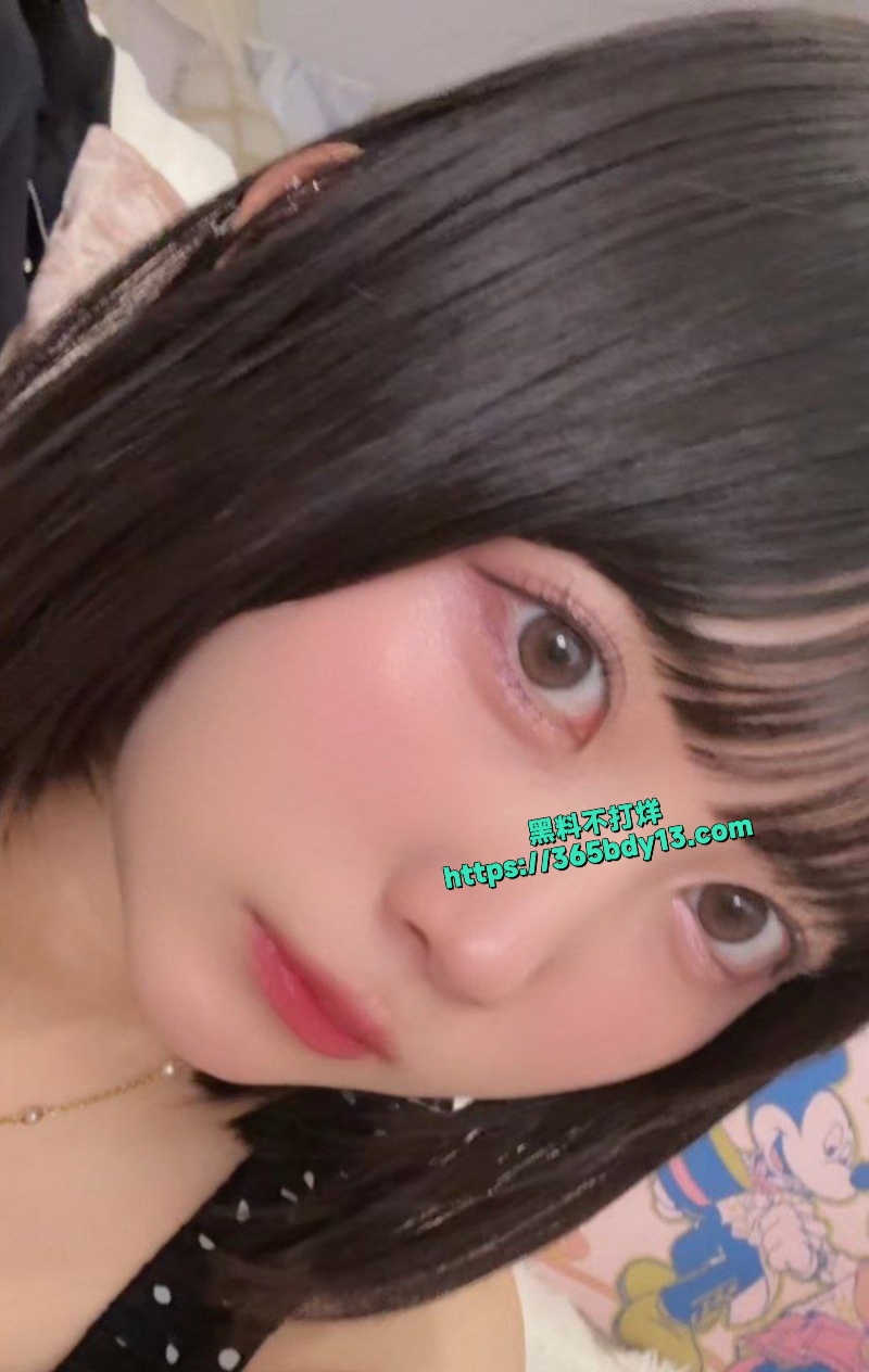 tiktok网红雪村花铃karinland2
