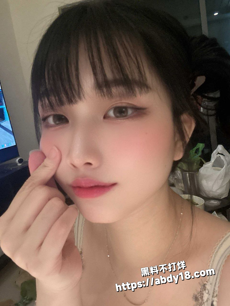 背著男友偷吃视频