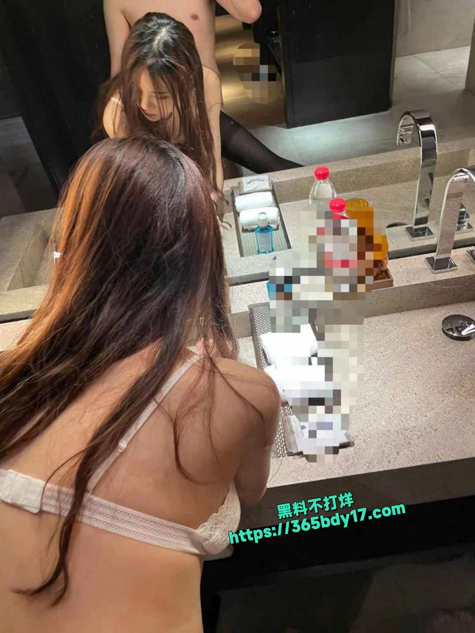 顶级反差尤物noereen大尺度视频流出 24