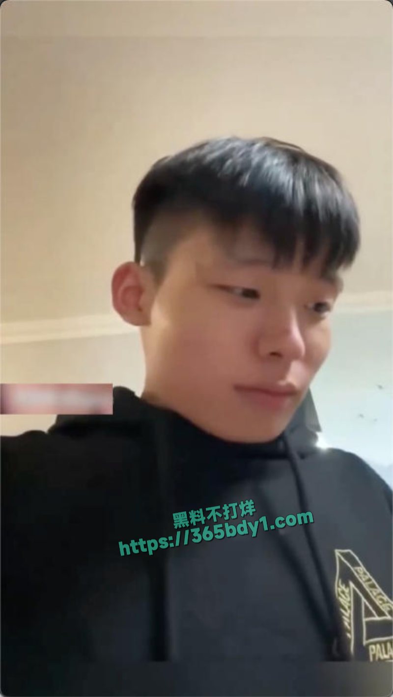网传网红副官吸D被别人举报8
