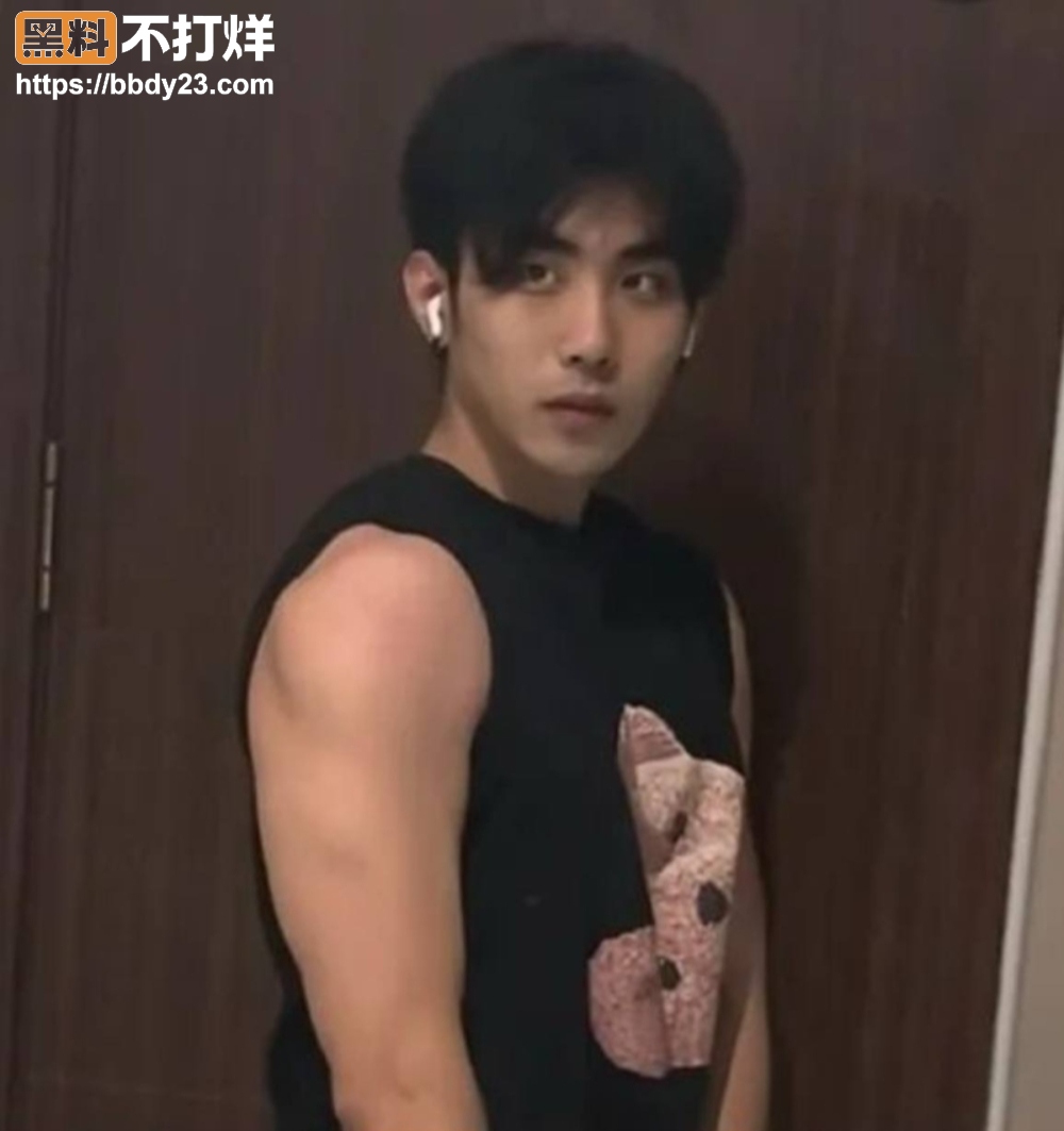 高速打人渣男32