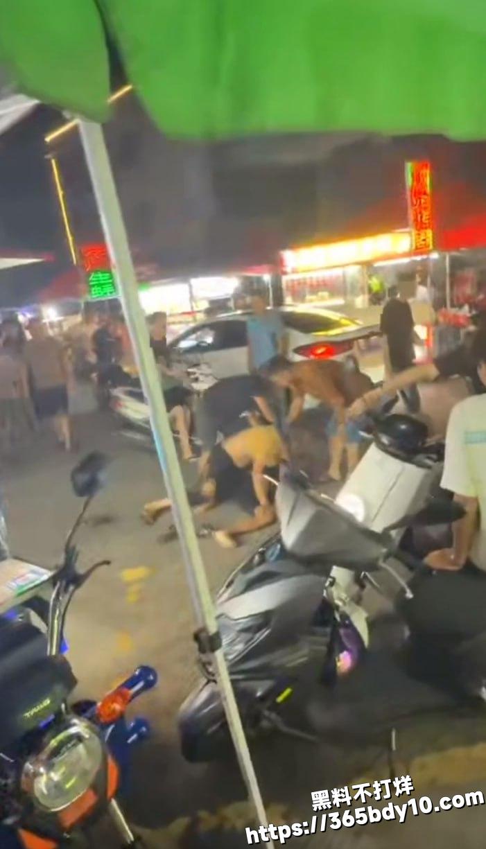 汕尾夜市斗殴事件3