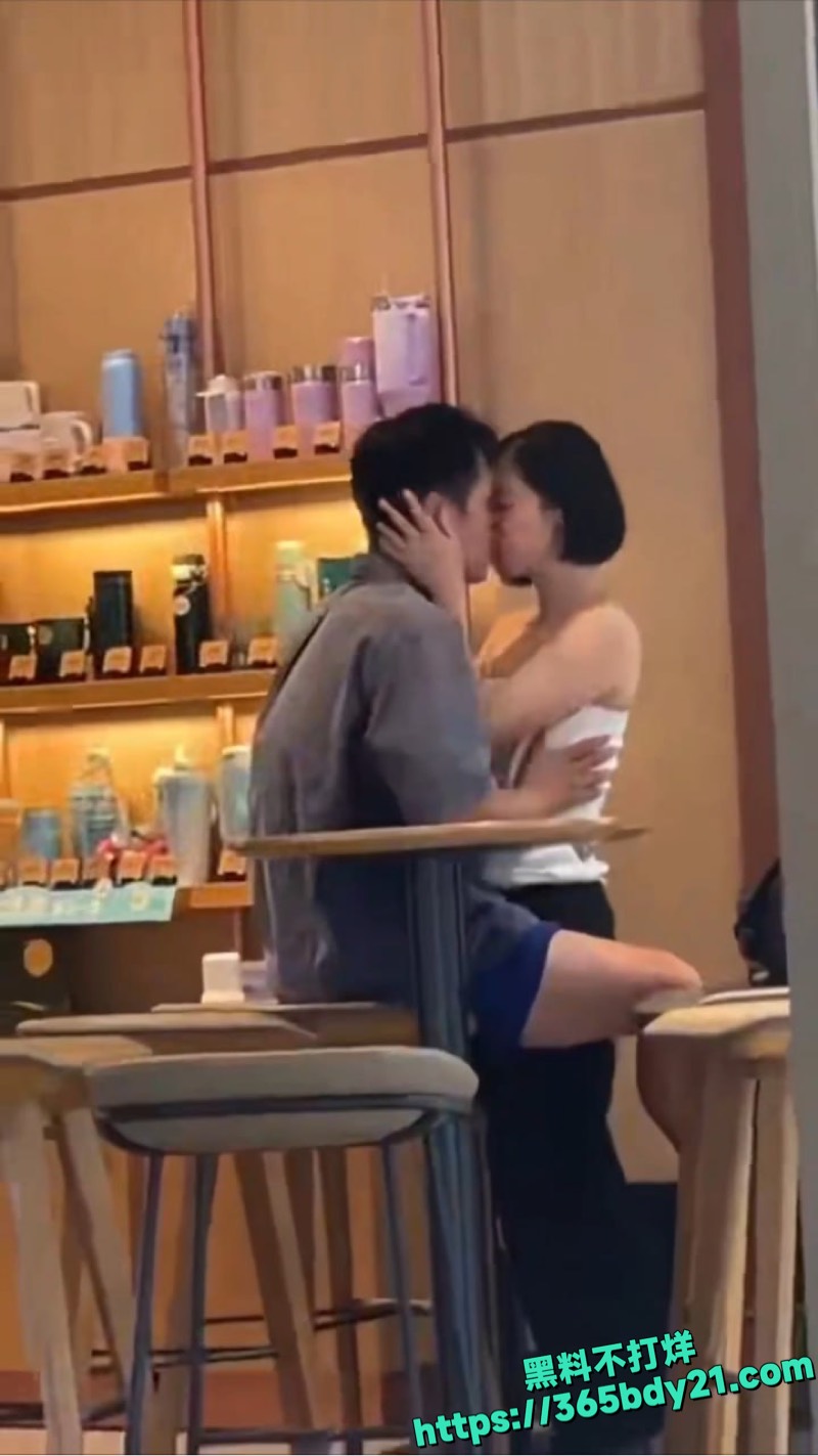 气质御姐带小鲜肉逛街6