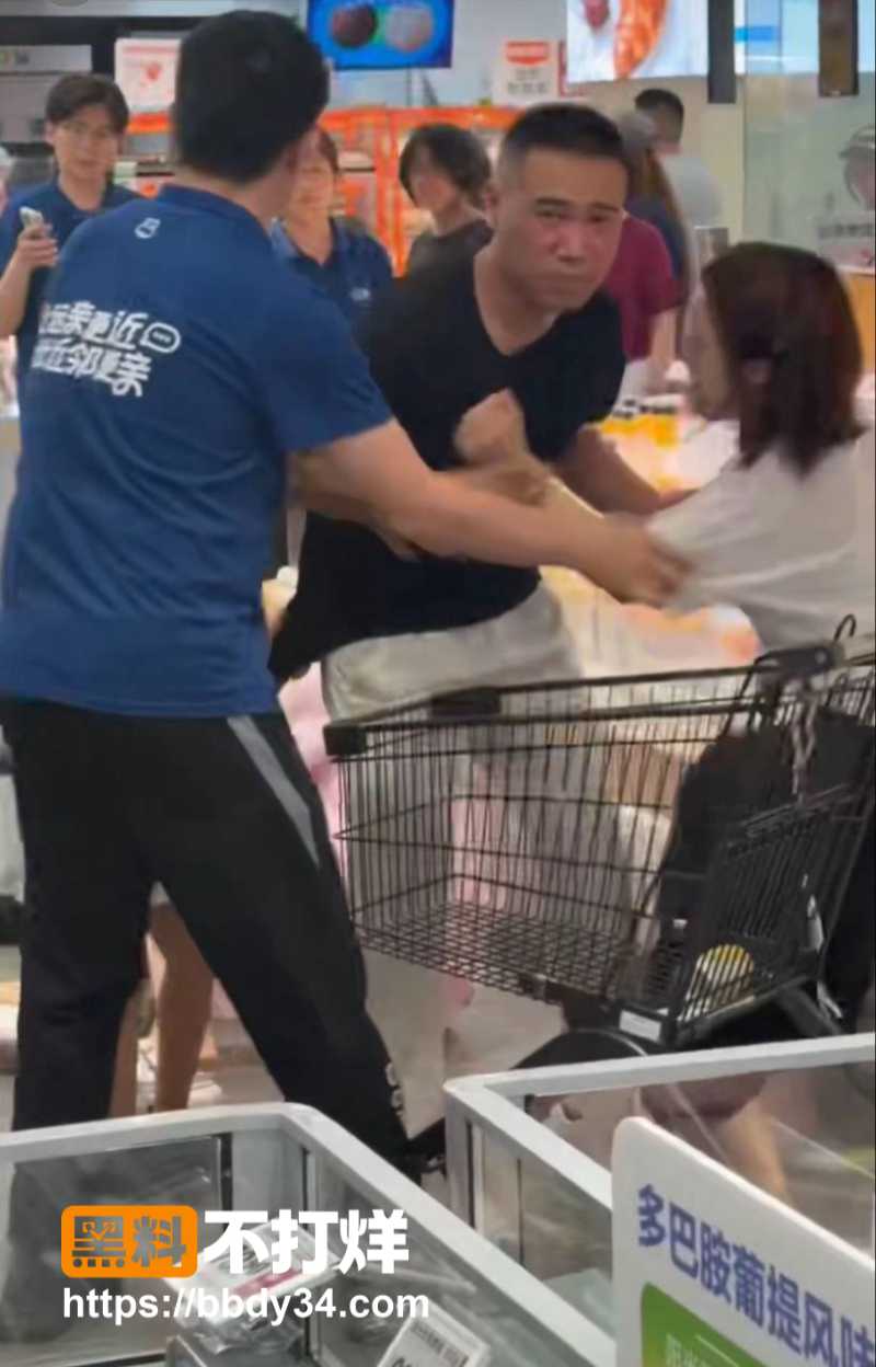东阳盒马原配抓小三2