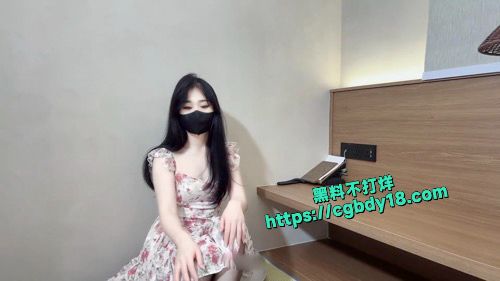 淫荡姐姐色诱摄影师用身体支付费用【萌崽儿】2