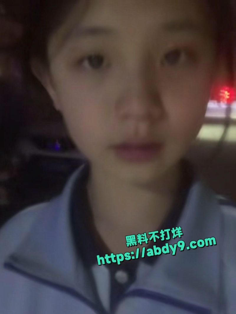 福建高中生网红A与男友性爱视频流出 2