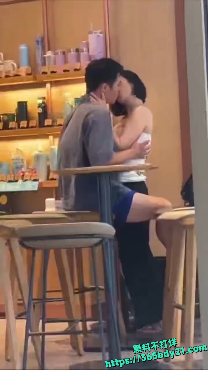 气质御姐带小鲜肉逛街7