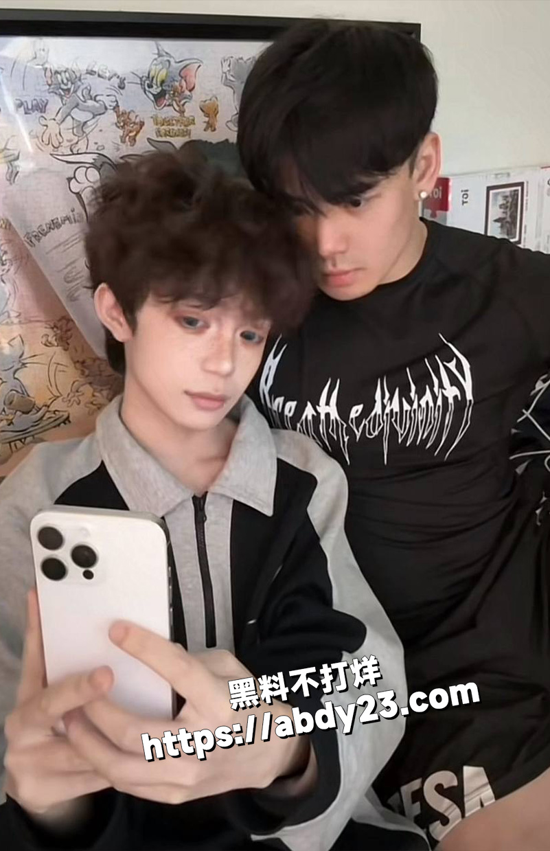 全网60w粉TS网红选妃睡粉28