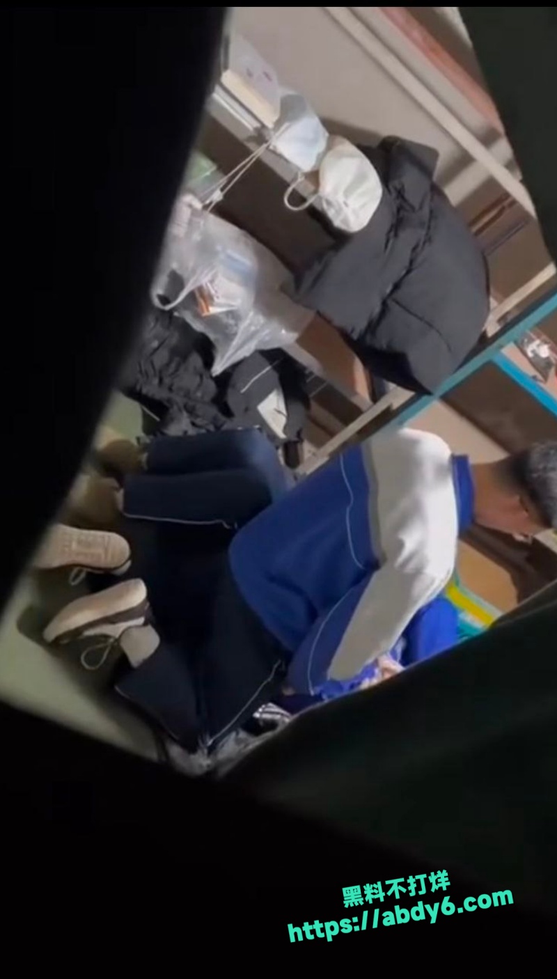 某中学学生情侣4