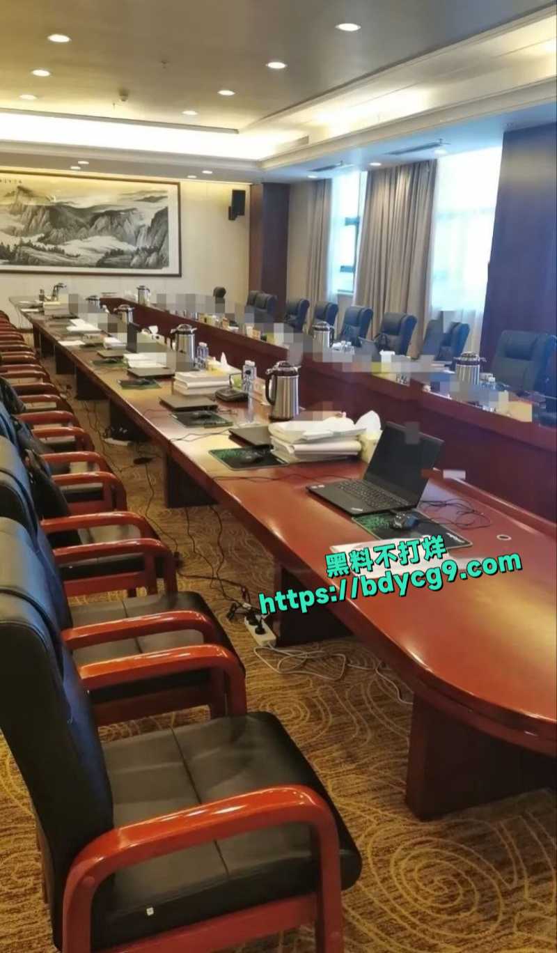 遵义市绿奴公务员奉献老婆13