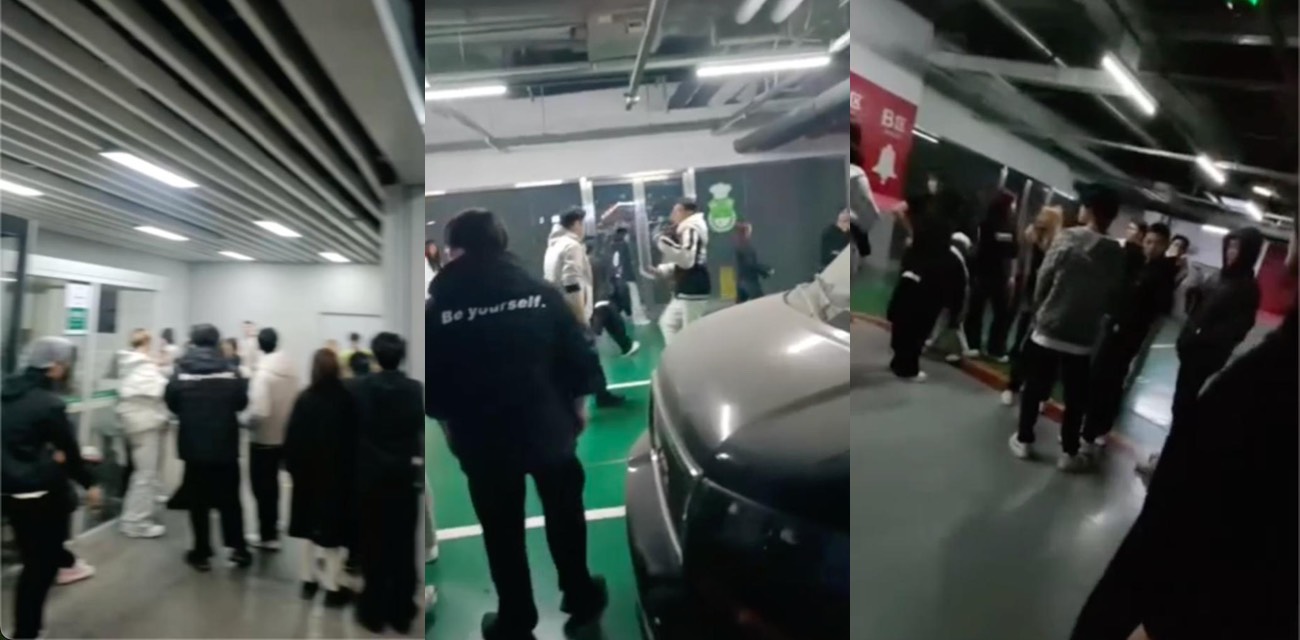 沈阳精神小妹街头约架视频炸锅 2个疯丫头互扇耳光撕衣服 围观的人拿起手机拍摄