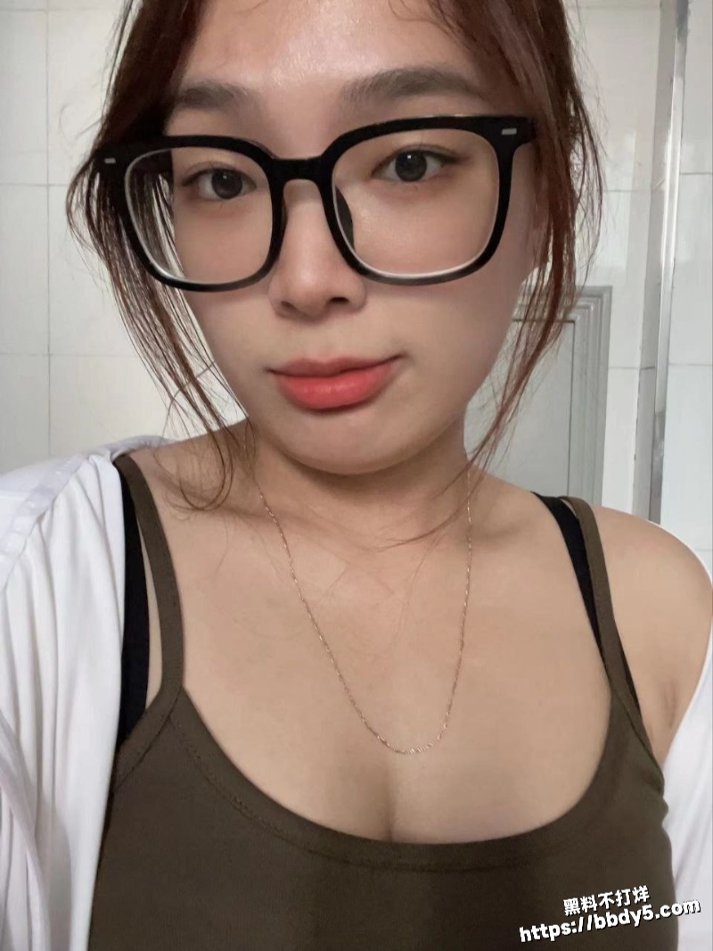 杭州 反差 吞精妹6