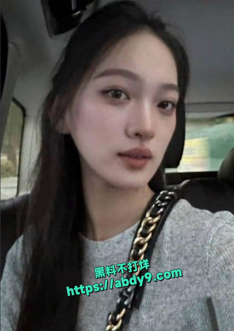 抖音陈翔六点半女演员王妍私下不雅自拍流出 5
