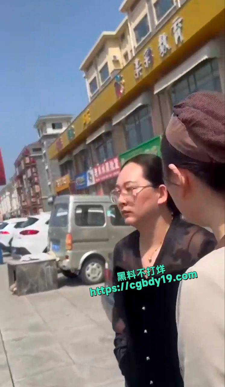 栖霞尚记甜品抓小三，小三跟原配叫板5