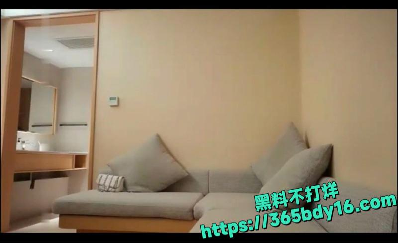 专业惩治报时鸡 3.